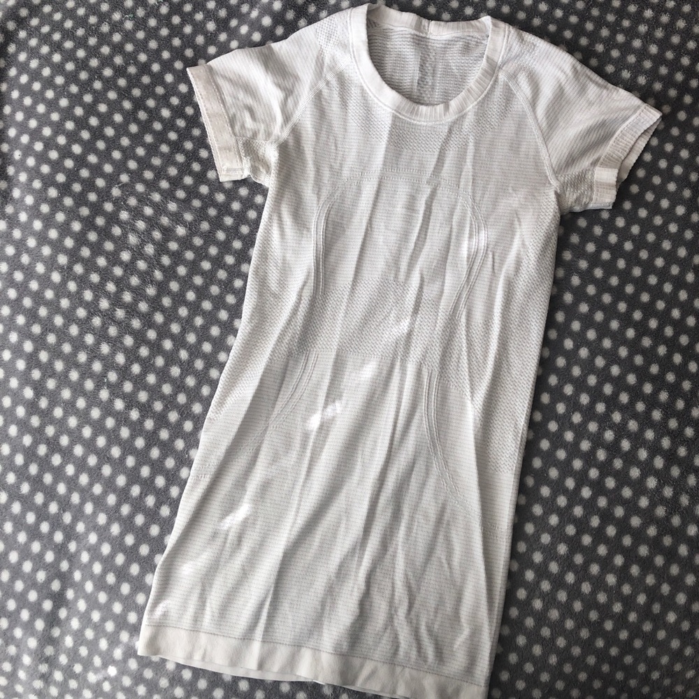 Lulu lemon white t-shirt